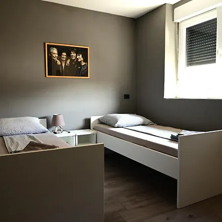 ゲストハウス Rock