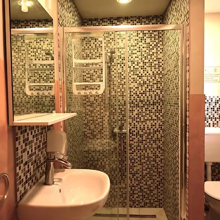 ゲストハウス Rock 3*