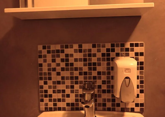 Rock Affittacamere 3*